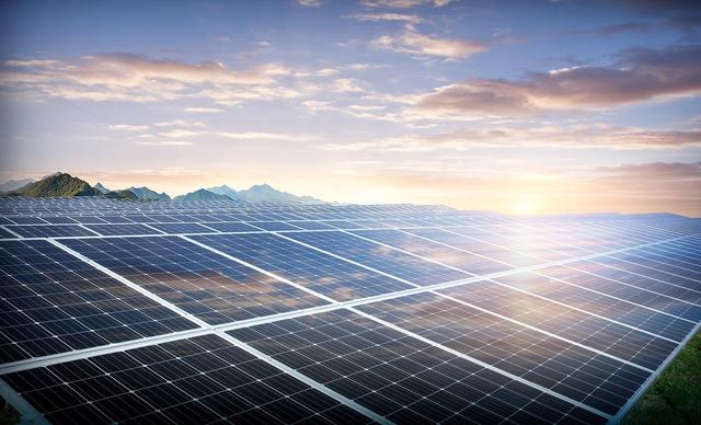 Quais são as considerações importantes para instalações solares?